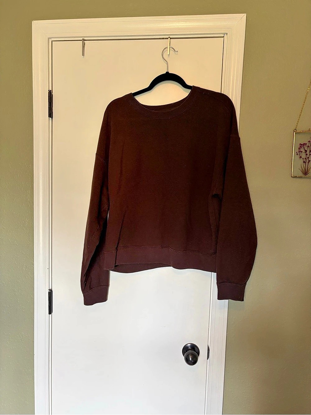 YPB On The Go Collection Brown Sweatshirt Size XL Like New